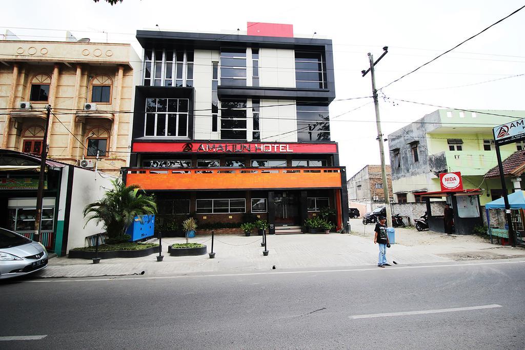 阿马利温酒店 棉兰 外观 照片